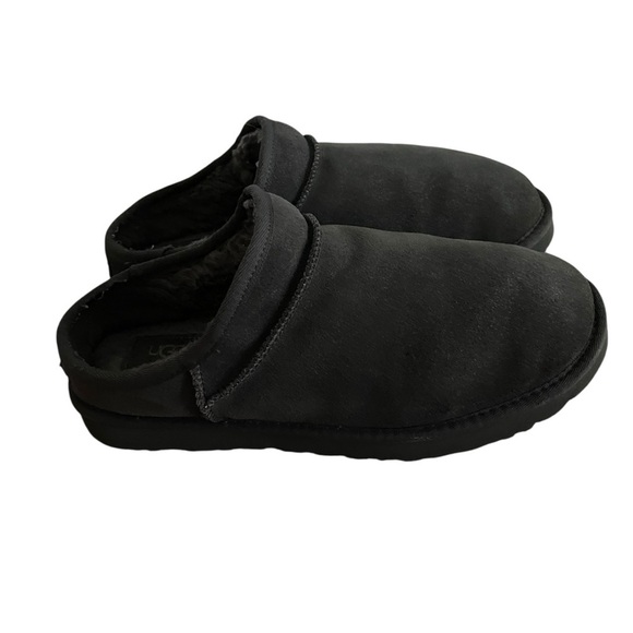 UGG Slip-On Loafers with Plush Comfort Man Size 12